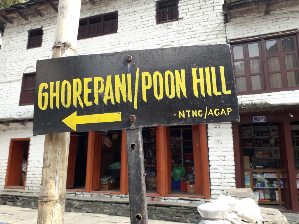 treking w himalajach poon hill