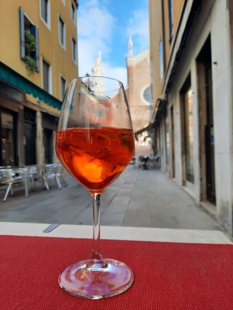aperol w wenecji