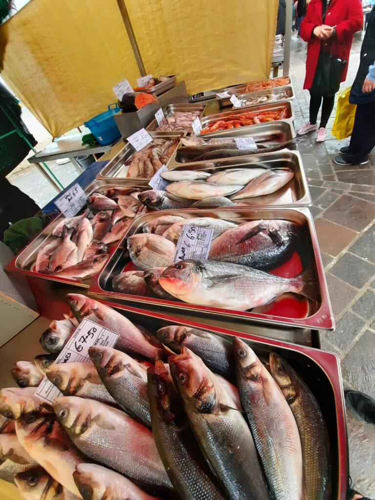 targ rybny marsaxlokk malta