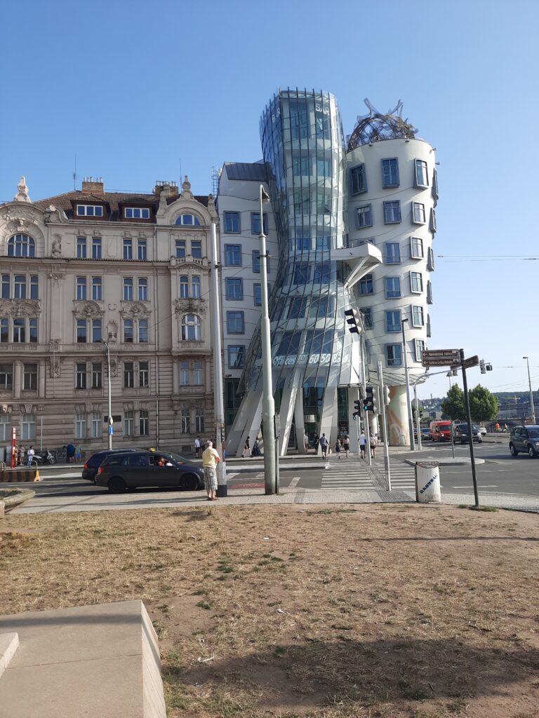 tańczący dom praga